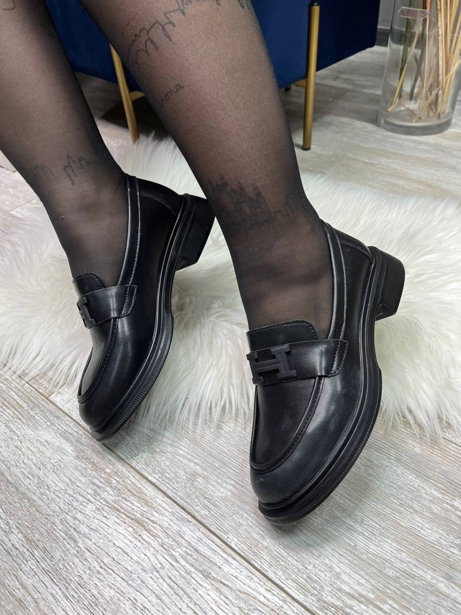 Туфли женские MADELLA                  