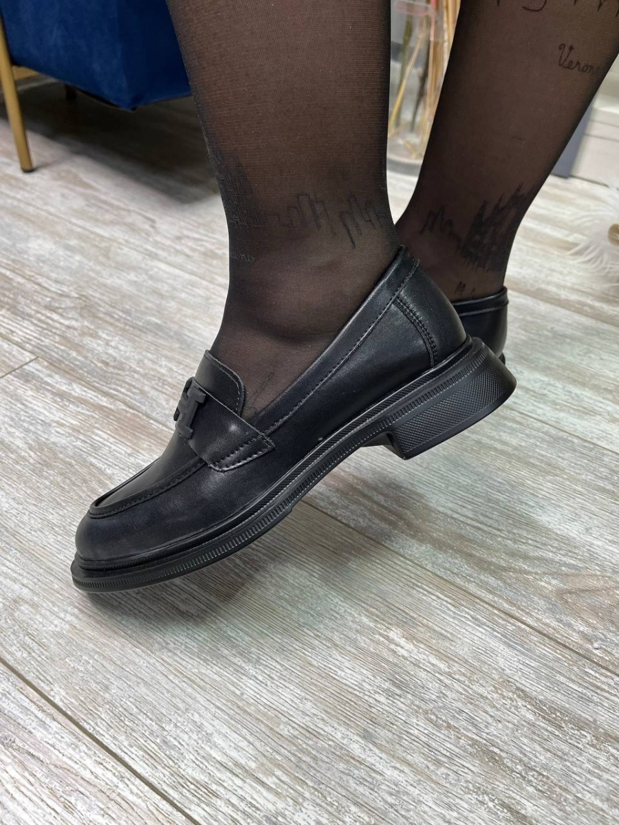 Туфли женские MADELLA                  